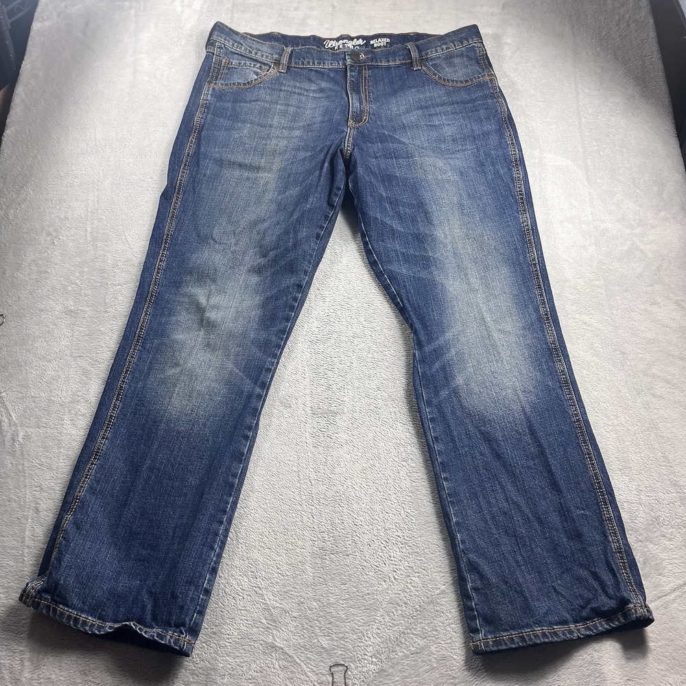 Wrangler Retro Jeans Mens size 40x32 relaxed Boot Western Rodeo workwear Denim